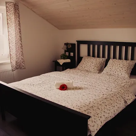 Apartmany Podhajska *